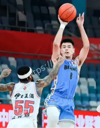 CBA北京大胜新疆